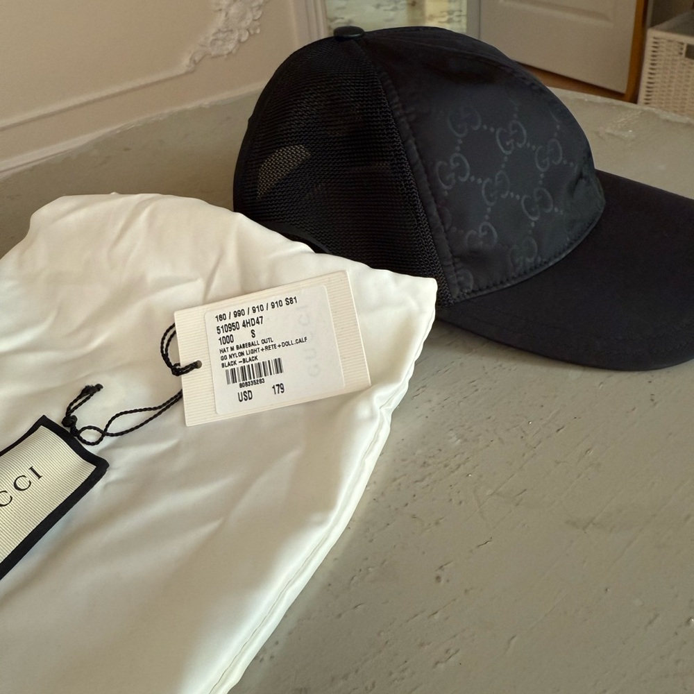 Gucci Black Monogram Cap size S 57cm